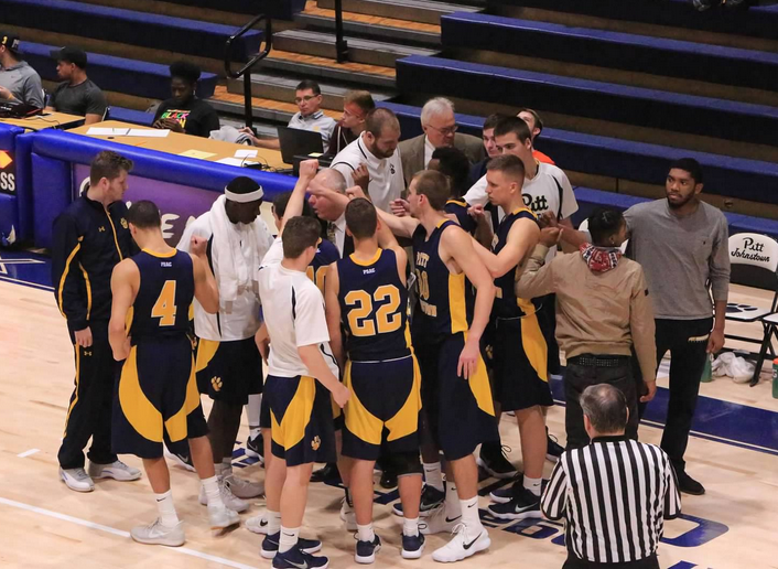 Pitt-Johnstown+huddles+before+a+game+against+East+Stroudsburg+Nov.+19+when+they+lost+88-99.