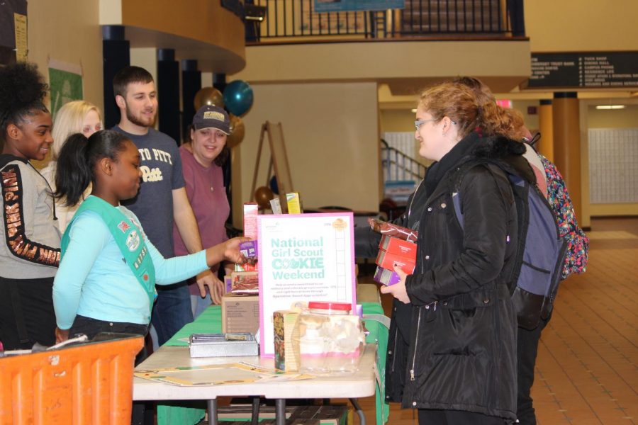 Lacey+Mays+%28front%29%2C+who+is+a+Girl+Scout%2C+sold+cookies+with+her+sister%2C+Ariyana+Mays+%28left%29%2C+last+Friday+in+the+Student+Union.